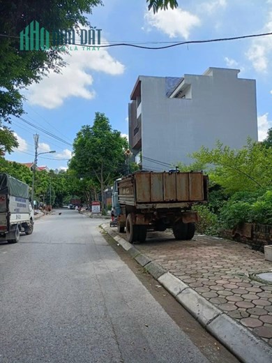 ĐẤT PHÂN LÔ HỮU LÊ, Ô TÔ TẢI TRÁNH, CHỈ 2.X TỶ