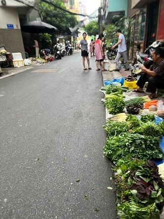Bán nhà Pháo Đài Láng diện tích 43.1m2* 5tầng, ngõ thông tứ phía giá nhỉnh hơn 10 tỷ