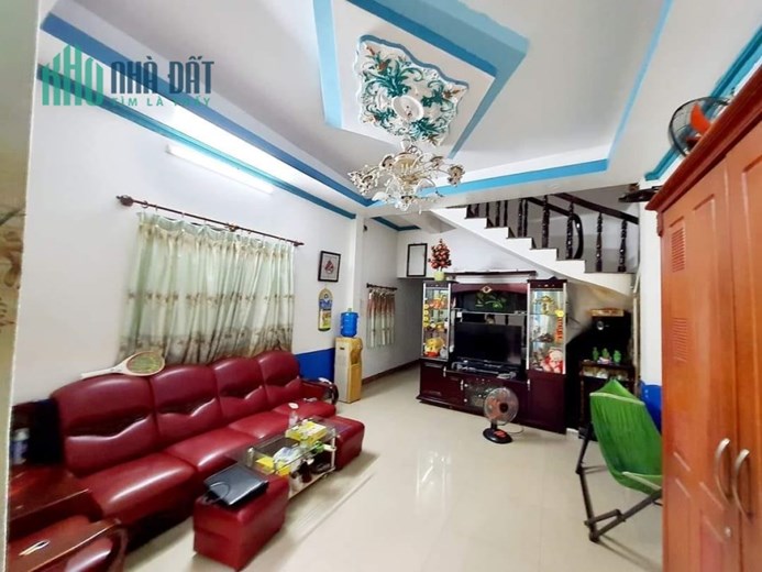 Bán nhà mt xe tải, kiểu Biệt thự 10x18m Xuân Thới Thượng, Hocmon