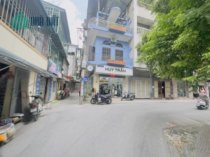 Bán nhà Mặt ngõ Đội Nhân 69m², 3 tầng, MT 4.2m, giá 11.9 tỷ Ba Đình. Mua liên hệ: O94lO7l689