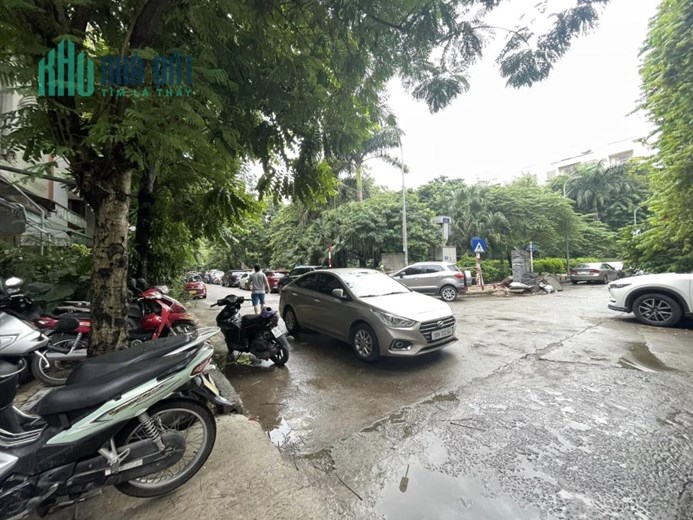 Cần bán ngôi nhà 4 tầng đường Nguyễn Lương Bằng, 75m, lô góc, ngay sát vườn hoa Trần Quang Diệu