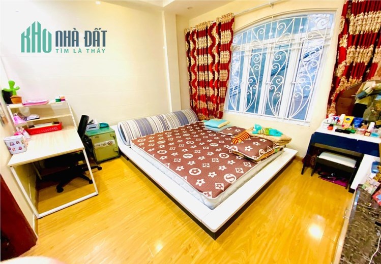 Bán nhà phố Thái Hà, cực thoáng, nhà đẹp dân xây, 50m, 4PN, nhỉnh 5 tỷ
