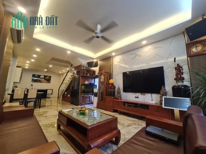Bán nhà phố Định Công Hạ, Hoàng Mai, 145m2, Mt8m, lô góc, ô tô kinh doanh, 21 tỷ