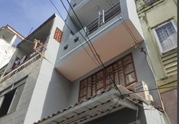 Nhà đẹp sát Q10, hẻm 3.5m Lý Thường Kiệt, 5 tầng nhỉnh 5 tỷ