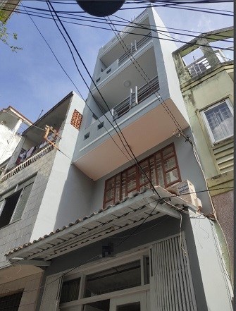Nhà đẹp sát Q10, hẻm 3.5m Lý Thường Kiệt, 5 tầng nhỉnh 5 tỷ