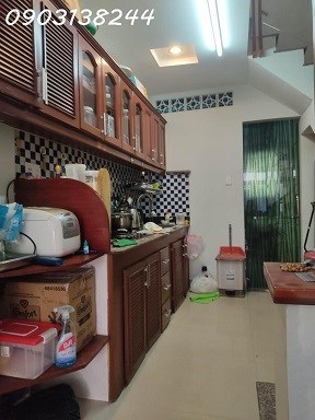 Nhà đẹp sát Q10, hẻm 3.5m Lý Thường Kiệt, 5 tầng nhỉnh 5 tỷ