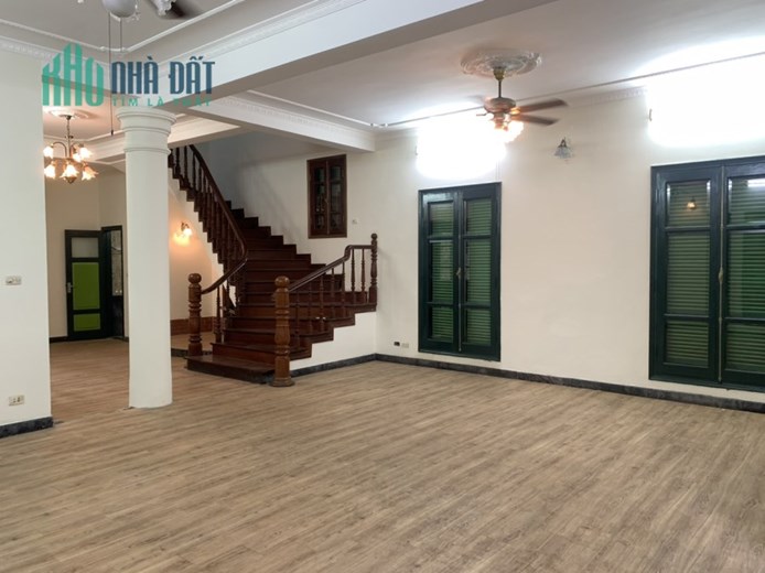 TO !! Cho thuê biệt thự Kim Mã 200m x3T oto cafe vườn nhà hàng VP Kho giao dịch  hơn 50 tr Ba Đình