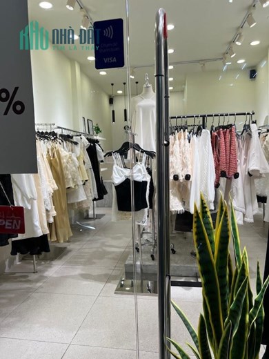 Siêu Rẻ!Nhà MT Nguyễn Trãi, Nguyễn Cư Trinh, Quận 1_5X20M_3 tầng_35 Tỷ