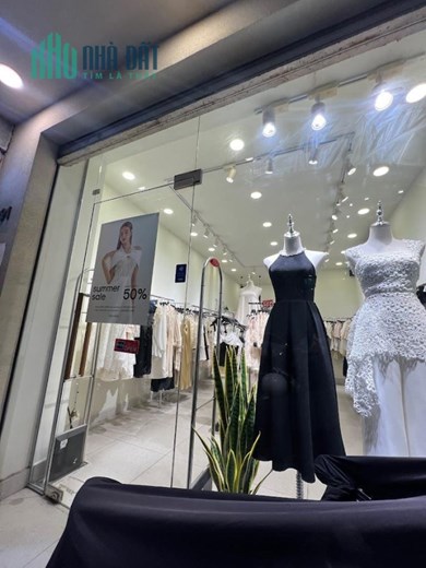 Siêu Rẻ!Nhà MT Nguyễn Trãi, Nguyễn Cư Trinh, Quận 1_5X20M_3 tầng_35 Tỷ