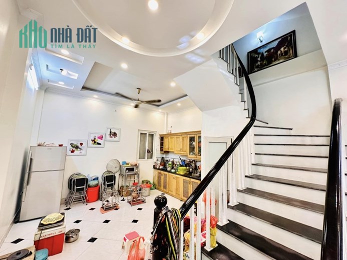 BÁN NHÀ PHỐ TRƯƠNG ĐỊNH - MINH KHAI 45M - 4 TẦNG NGÕ NÔNG NHÀ ĐẸP Ở NGAY NHỈNH 5 TỶ