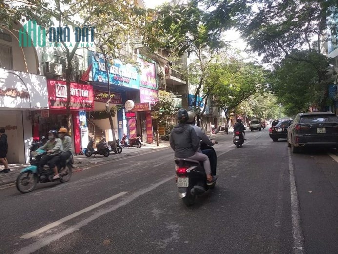 Bán nhà mặt phố Lạc Trung- kinh doanh đỉnh- chỉ 18,5 tỉ có ngay 71m2 x 5 tầng- nhà 1 mặt phố 1 mặt