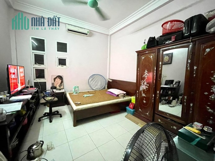 Bán nhà đẹp, nhà lô góc chợ Thuỵ Phương, 43m2  4,3 tỷ. 0965283789 Bắc Từ Liêm.
