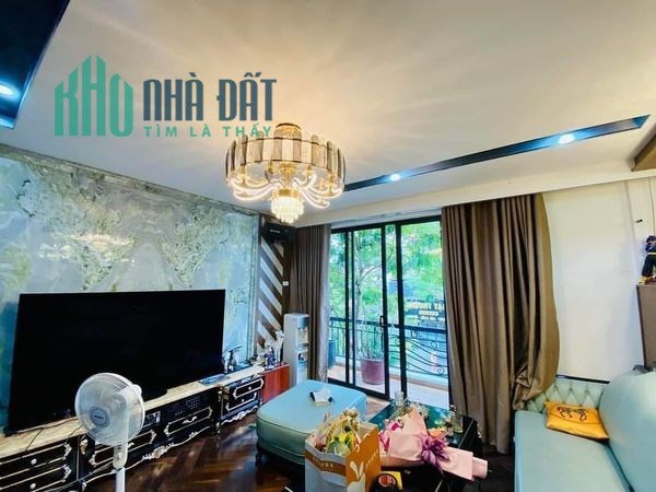 Bán nhà giá tốt, Trần Thái Tông, ngõ nông, rộng, diện tích 45m2 Chỉ 5.6 tỷ