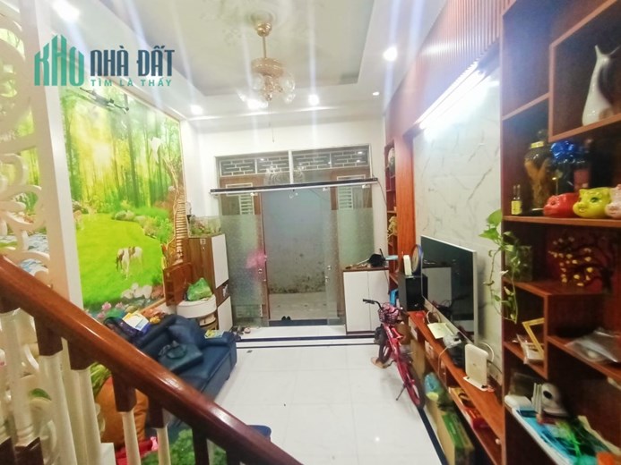 Bán nhà đẹp Khương Trung - Thanh Xuân. DT 39m2 - 4 tầng. 4 ngủ, cách phố 15m nhà đẹp giá 4,6 tỷ