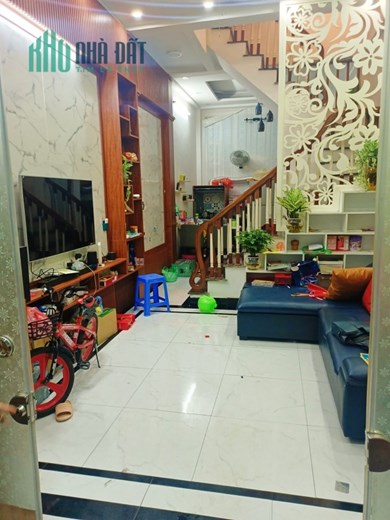 Bán nhà đẹp Khương Trung - Thanh Xuân. DT 39m2 - 4 tầng. 4 ngủ, cách phố 15m nhà đẹp giá 4,6 tỷ