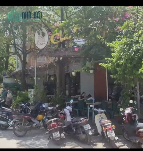 Bán nhà mặt phố phường Phúc Thắng, ngay ngã 3 Mai Hắc Đế, đối diện Toyota kinh doanh cực đỉnh