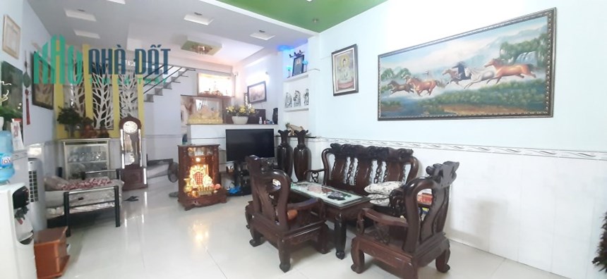 Nhà 2 tầng nở hậu đường Âu Dương Lân P3Q8. Giá 7 tỷ TL