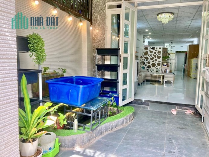 HXH GẦN MẶT TIỀN NGUYỄN VĂN QUÁ QUẬN 12 - 80M2, KHÔNG LỘ GIỚI - NGAY GIÁO XỨ CHỢ CẦU - NHÀ ĐẸP Ở