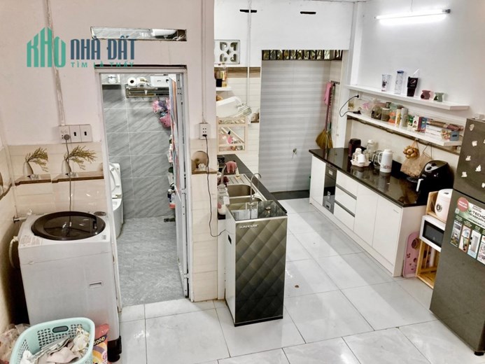 HXH GẦN MẶT TIỀN NGUYỄN VĂN QUÁ QUẬN 12 - 80M2, KHÔNG LỘ GIỚI - NGAY GIÁO XỨ CHỢ CẦU - NHÀ ĐẸP Ở