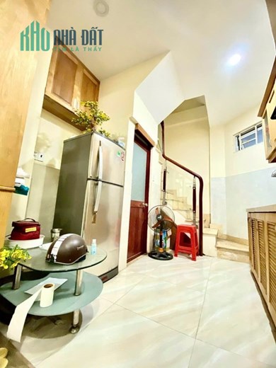 💥Nhà hiếm, Trung Tâm Quân 10, Đường 3/2, 3 Tầng, Chỉ 3.95 Tỷ.