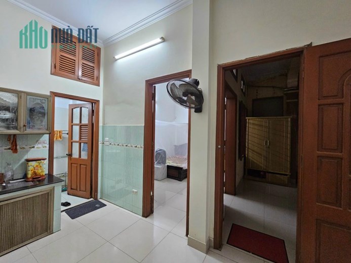 💥Ô tô 7 chỗ, Phân lô Mai Dịch, Cầu Giấy 104m 4T, tiện ích cực nhiều, 17 tỷ💥