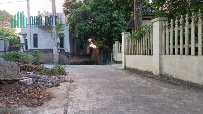 Bán Rẻ Mảnh Đất 159m Lô Góc Trục Chính Tân Tiến Đường Thông Ô Tô 800tr
