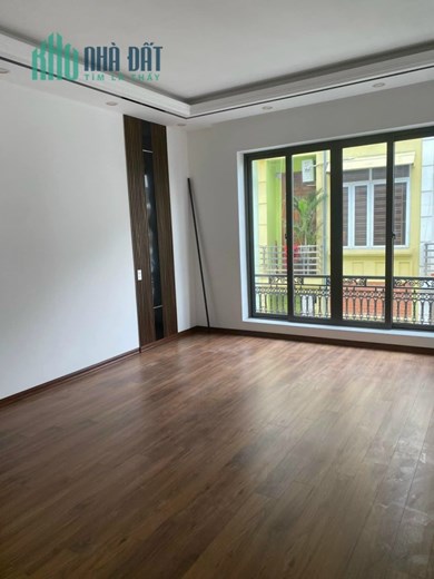 Bán nhà 4 Tầng 61 M mặt đường Hào Khê Quán Nam