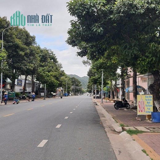 CHÍNH CHỦ CẦN BÁN NHANH Lô Đất Vị Trí Đẹp Tại  Long Hải - BRVT