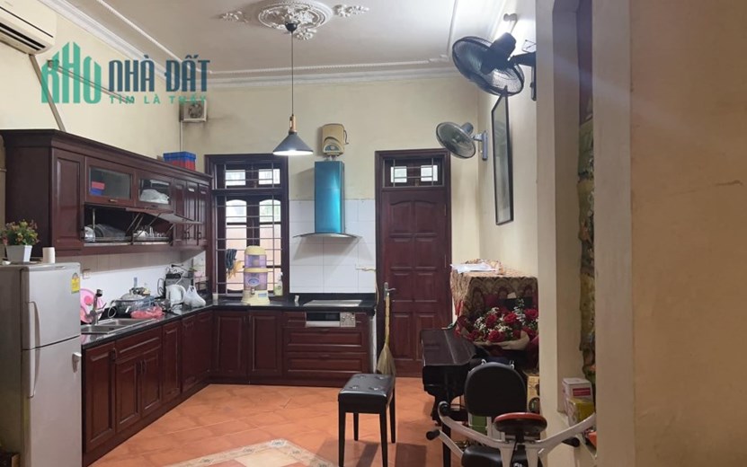 CẦN BÁN GẤP NHÀ PHỐ YÊN LÃNG: 48M2, Ô TÔ VÀO NHÀ, KHU PHÂN LÔ DÂN TRÍ, CHỈ HƠN 8 TỶ