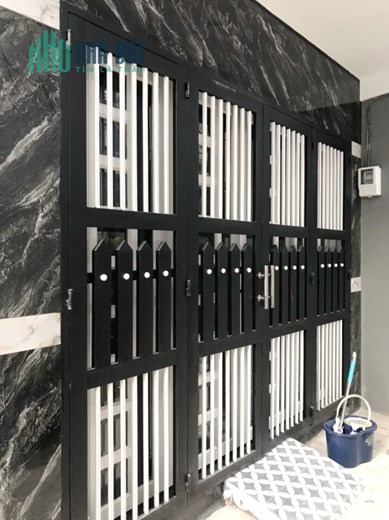 Nhà bán nở hậu hẻm Sư Vạn Hạnh P2 Q10. Trệt,2 lầu,sân thượng. Giá 7,2 tỷ TL
