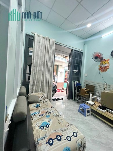 Nhà mới nở hậu L 8.75m sát đường Hưng Phú P9Q8. Giá 3,3 tỷ TL