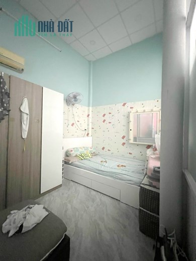 Nhà mới nở hậu L 8.75m sát đường Hưng Phú P9Q8. Giá 3,3 tỷ TL