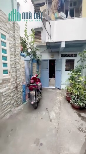 Nhà 2 tầng 2 mặt hẻm gần đường Nguyễn Văn Cừ P1Q5