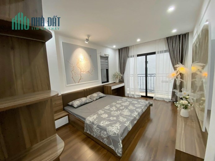 Bán nhà Xã Đàn, Nhà mới, Tặng nội thất, 45m2 5T MT4m, giá 5.15 tỷ