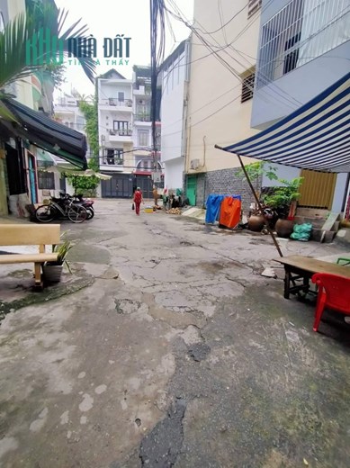 Bán nhà Hẻm xe tải, Âu Cơ, Quận 11, 32m2, 3 tầng 3PN, giá 2.7 tỷ thương lượng
