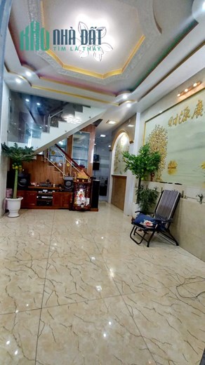 TRUNG TÂM THỊ TRẤN NHÀ BÈ.. NGAng 5.3m.. Dài 19m.. NHÀ 2 TẦNG ĐẸP..50M RA MẶT TIỀN HUỲNH TẤN