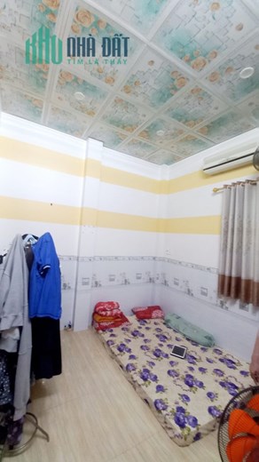 TRUNG TÂM THỊ TRẤN NHÀ BÈ.. NGAng 5.3m.. Dài 19m.. NHÀ 2 TẦNG ĐẸP..50M RA MẶT TIỀN HUỲNH TẤN