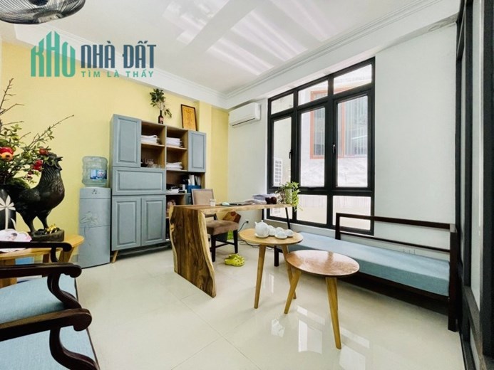 Bán nhà quận Đống Đa phố Trần Hữu Tước 46m 6 tầng Lô góc ô tô đỗ cửa ở ngay nhỉnh 8 tỷ lh 0817606560