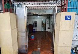 Chính chủ cần bán căn hộ tập thể tầng 1 (toà nhà 2 tầng) số 76 ngõ 364 đường Giải Phóng.