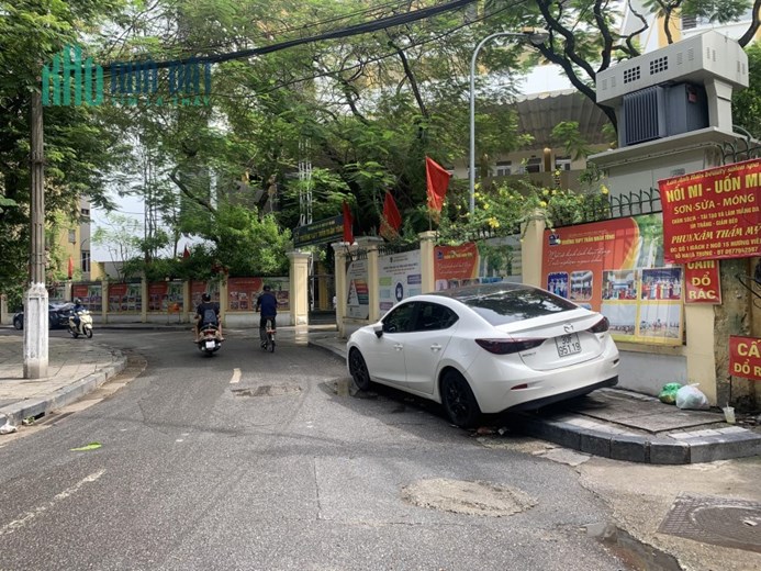 Nhà Hương Viên, 44m2, 4T, MT 6.2m, 12Tỷ, Ô Tô Tránh, KD, 0977097287