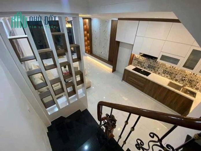 NHỈNH 3 TỶ NHÀ HÀ TRÌ, 2 THOÁNG, GẦN Ô TÔ