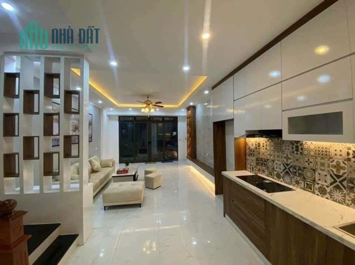 NHỈNH 3 TỶ NHÀ HÀ TRÌ, 2 THOÁNG, GẦN Ô TÔ