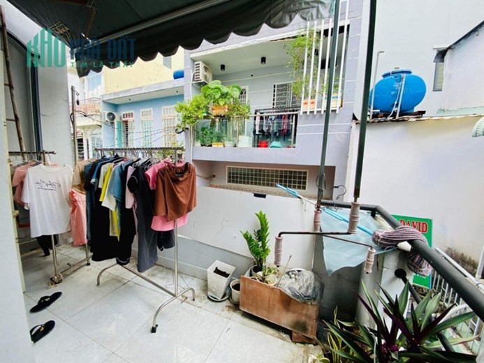 *Bán Gấp Nhà 1 sẹc Nguyễn Sơn Tân Phú 48m2 ngang 4.3nở hậu tài lộc2Tầng Nhỉnh 3 tỷ