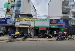 Cho thuê nhà nguyên căn Mặt Tiền đường Nguyễn Xí, P13, Bình Thạnh