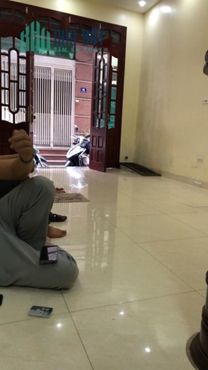 Cho thuê nhà ngõ Nguyễn Khang  5 tầng 35m2