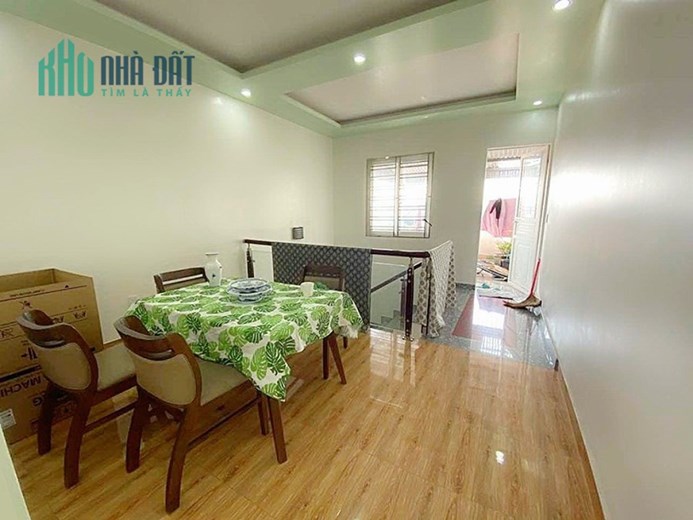 Bán nhà phố Kiều Sơn, diện tích 60m 4 tầng ngõ ô,tô Giá 3.4 tỉ cực đẹp