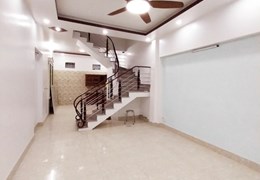 Bán nhà phố Thiên Lôi, 43m 4 tầng ngõ cực nông GIÁ 2.35 tỉ gần Cầu Rào