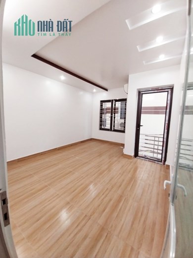 Bán nhà phố Thiên Lôi, 43m 4 tầng ngõ cực nông GIÁ 2.35 tỉ gần Cầu Rào