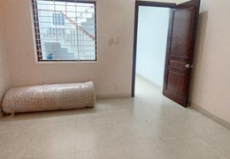 Cho thuê phòng trọ 30m2, mặt tiền 179 Tân Sơn Nhì, Phường Tân Sơn Nhì, Quận Tân Phú