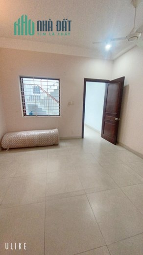 Cho thuê phòng trọ 30m2, mặt tiền 179 Tân Sơn Nhì, Phường Tân Sơn Nhì, Quận Tân Phú